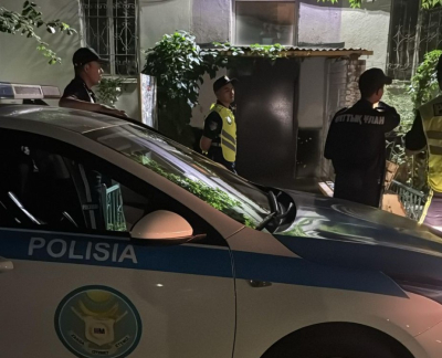 Гвардейцы задержали женщину с подозрительным веществом в Астане