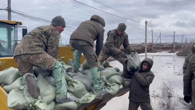 Сотрудники СГО РК прибыли на помощь спасателям в борьбе с паводками