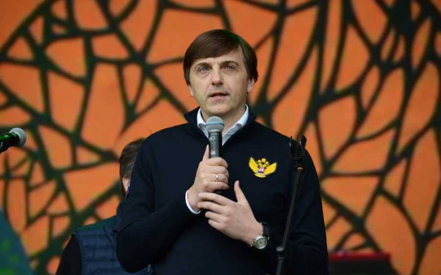 Кравцов анонсировал завершение внедрения единых учебников по истории и обществознанию