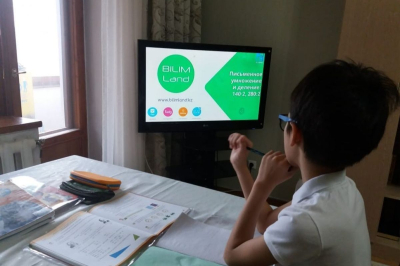 В Атырау 92 класса переведены на онлайн-обучение из-за ОРВИ