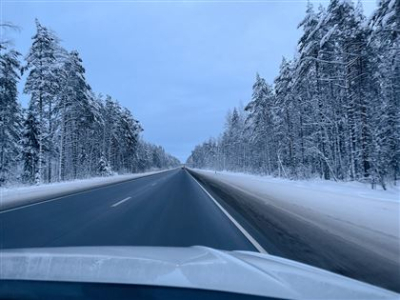 Ограничено движение транспорта на 2 автодорогах в Казахстане