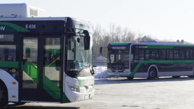 Безбилетников в автобусах Астаны начали вычислять по специальным камерам