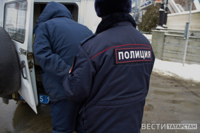 Казанские полицейские задержали курьера телефонных мошенников