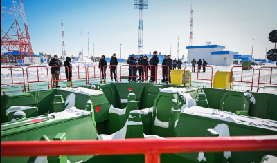 Минниханову в Амурской области показали партизанскую деревню