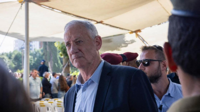 Министр военного кабинета Израиля пригрозил уйти в отставку. Он требует от Нетаньяху план действий в Газе после войны
