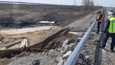 Новый участок трассы республиканского значения смыло водой в Костанайской области