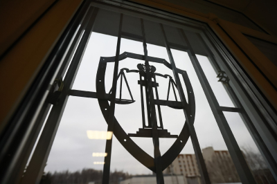 Татарстанца, свыше года истязавшего сына и дочь, ждет суд