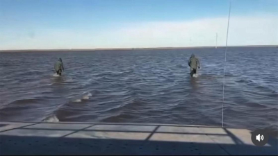 Больше 80 домов может затопить на западе Казахстана водой, идущей из России