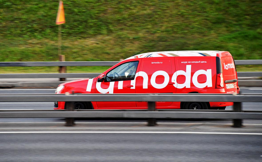 Lamoda оценила долю Adidas и Nike с аннулированными сертификатами