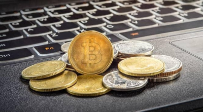 Инвесторы держат BTC: рост интереса к спотовым ETF продолжается