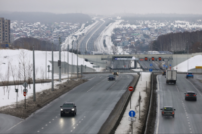 Снегопад парализует Казань: жителей просят отказаться от личного транспорта