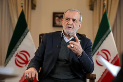 Пезешкиан назвал убийство Хаменеи объявлением войны мусульманам всего мира