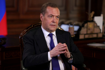 Медведев заявил, что герои СВО находятся среди россиян