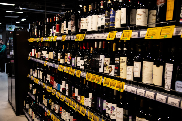 РИАН: Франция и Польша нарастили экспорт вина в РФ