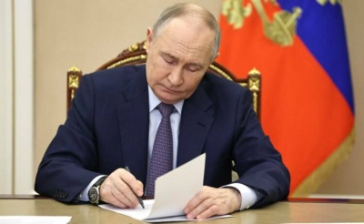 Путин на встрече с наследным принцем Абу-Даби отметил близость РФ и ОАЭ