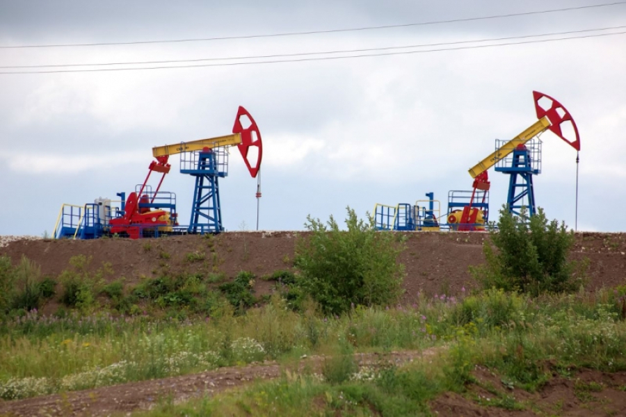 Новак: Россия продает нефть без дисконта или с премией