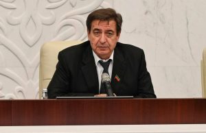 Камалтынов отметил опыт Абдулганиева в управлении республиканскими проектами