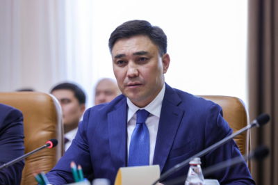 Аким Шымкента прокомментировал назначение главы управления образования
