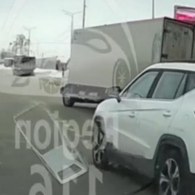 Выехавший на «красный» водитель из Самары сбил девочку на «зебре» в Казани (ВИДЕО)