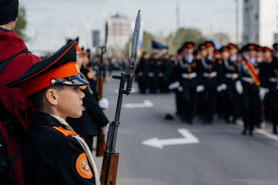 Фото: как прошел парад в честь 81-й годовщины Победы в Челнах