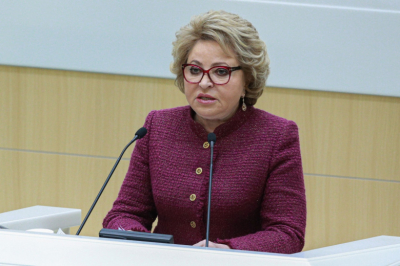 Матвиенко отметила важность диалога парламентов России и Азербайджана