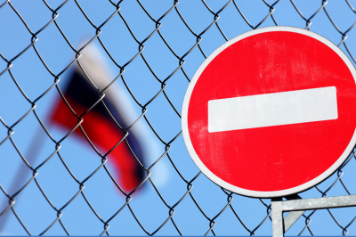 Зеленский ввел санкции против создателей «Маши и Медведя»