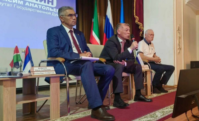 Благоустройство, туризм и новые ФАПы: в Камском Устье обсудили развитие района