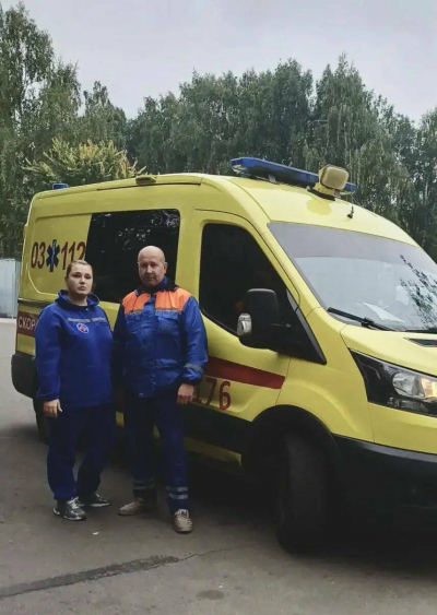 В Челнах врачи приняли стремительные роды в машине скорой