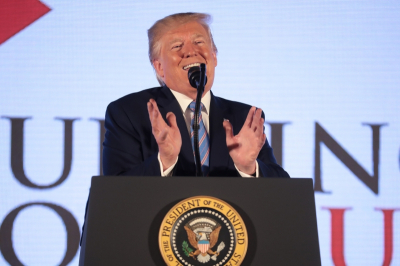 Рейтинги Трампа бьют антирекорды: проблема не только в войне с Ираном