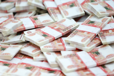 Зарплаты перевалили за 200 тысяч: названа самая денежная рабочая профессия