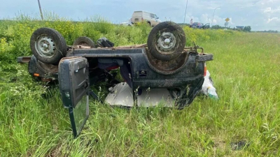 Не рассчитал скорость и перевернулся: в Татарстане пожилой водитель скончался, вылетев в кювет 15/06/2026 –