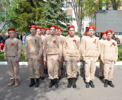 Парад бәйрәмнең иң тантаналы өлеше булды